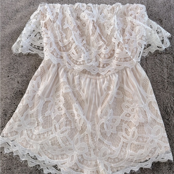 Pants - Lace Romper - Size Large in great condition
